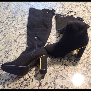 Black Fashion nova boots size 61/2
